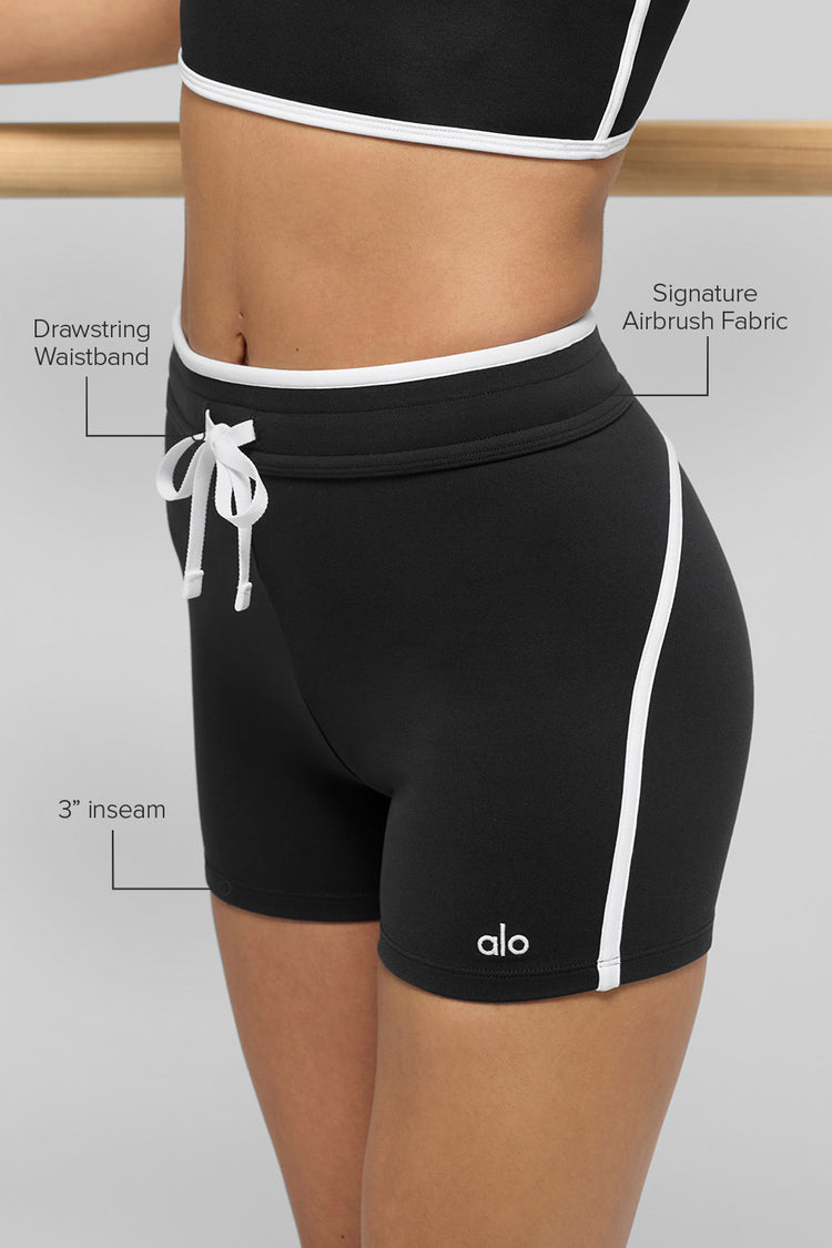 Alo Yoga 4" Airbrush High-Waist Race Pace Short- Black/White