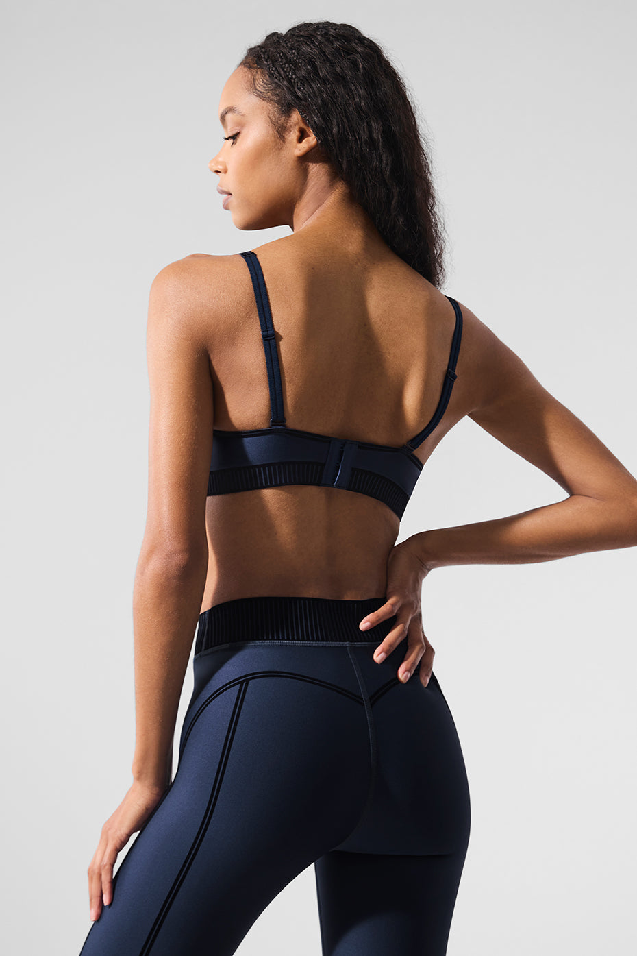 Alo Yoga Airlift Line Up Bra -Navy