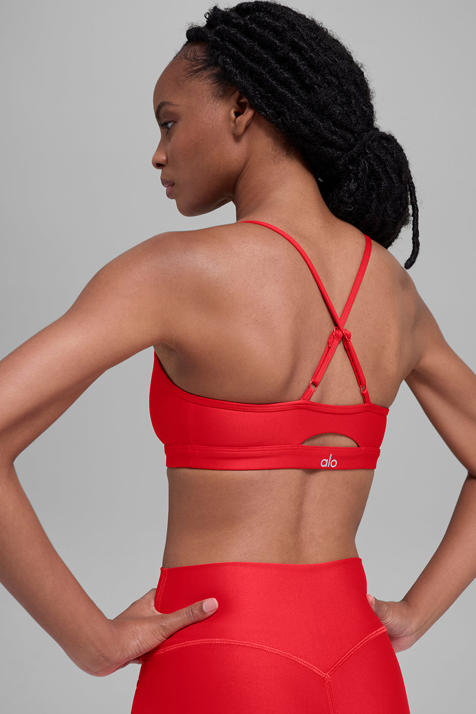 Alo Yoga Airlift Intrigue Bra-Bright Red