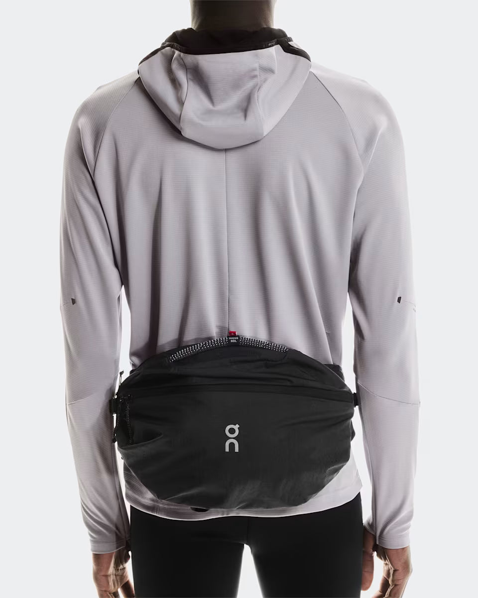 On Sling Pack 9L  -  Magnet | Black