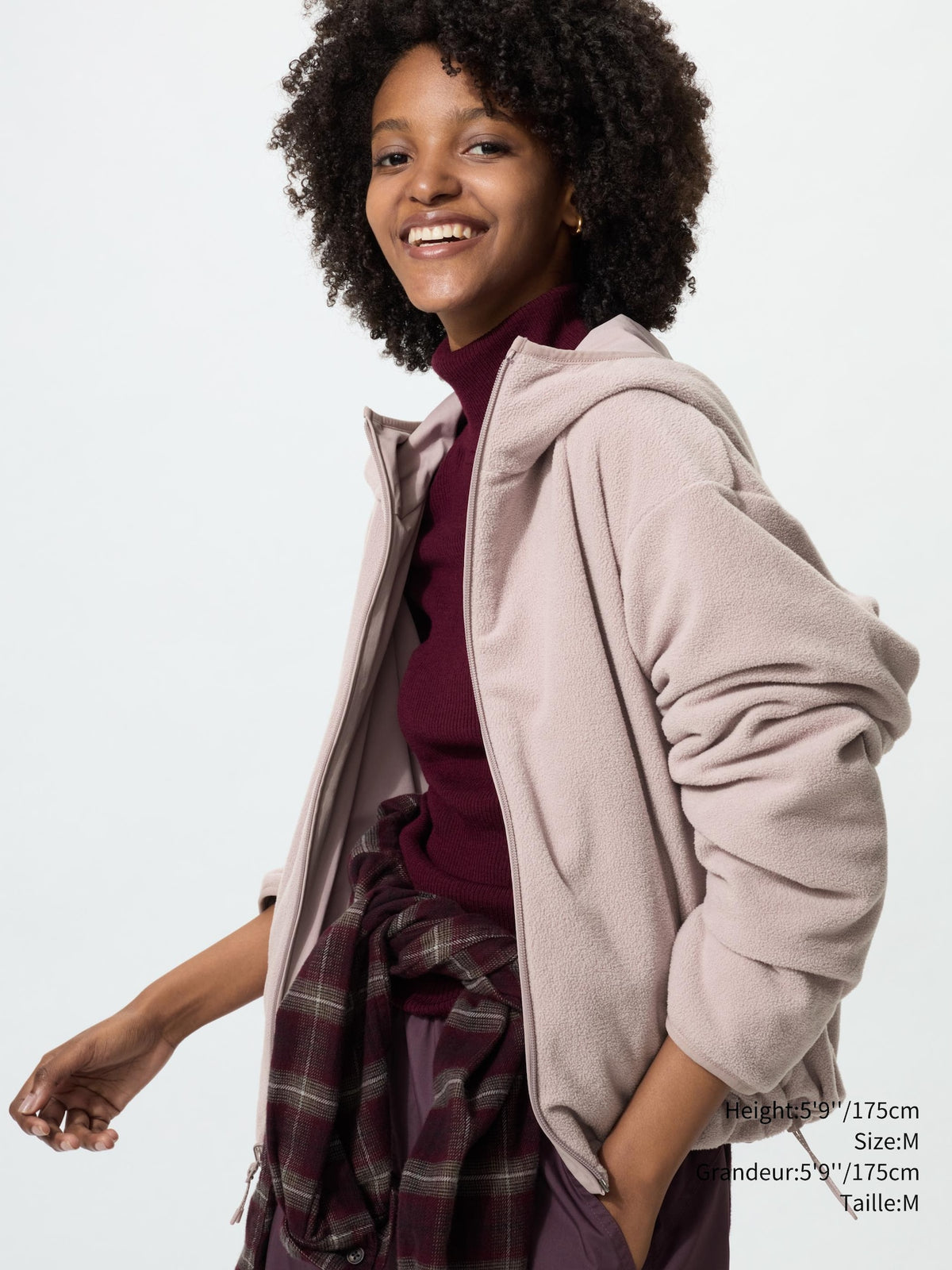 Uniqlo Women  Windproof Fleece Reversible Full-Zip Hoodie  -  11 PINK