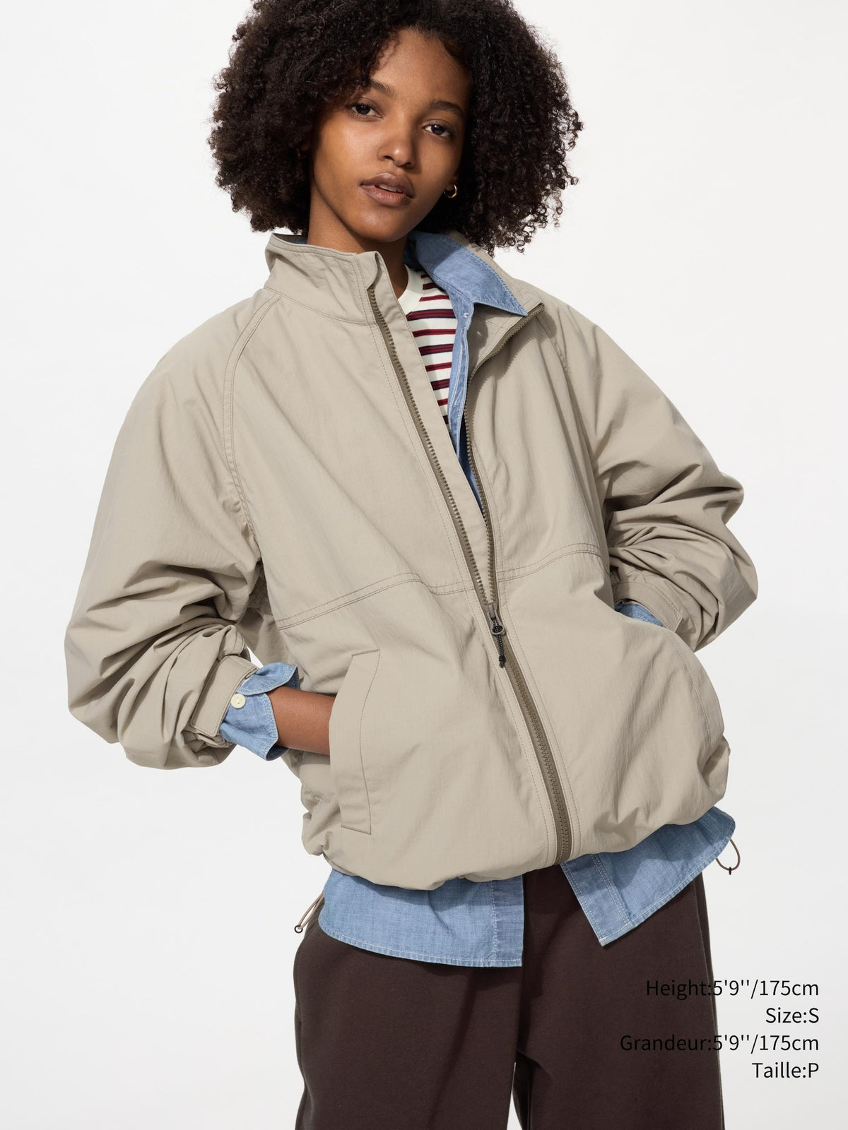 Uniqlo Unisex Windproof Stand Blouson  -  09 BLACK