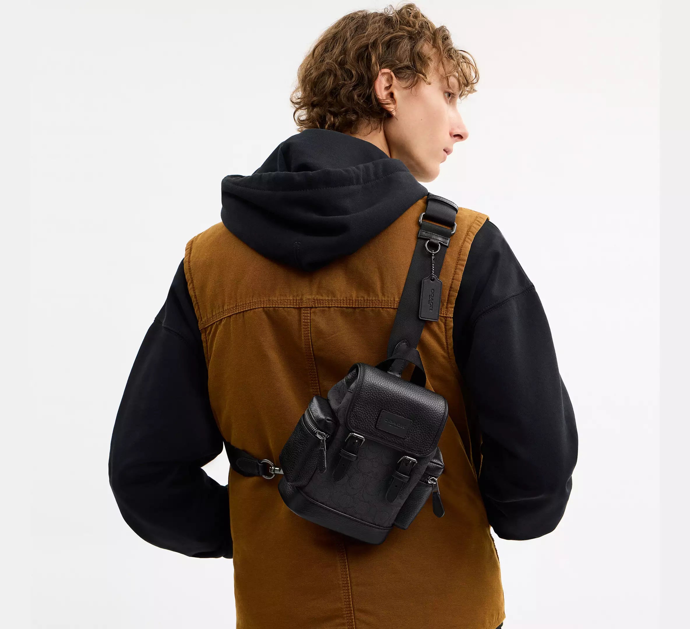 Coach Sprint Sling Pack In Signature Jacquard  -  Black Copper/Black