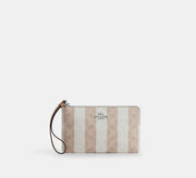 Coach Large Corner Zip Wristlet In Signature - Sv/Sand/Tan