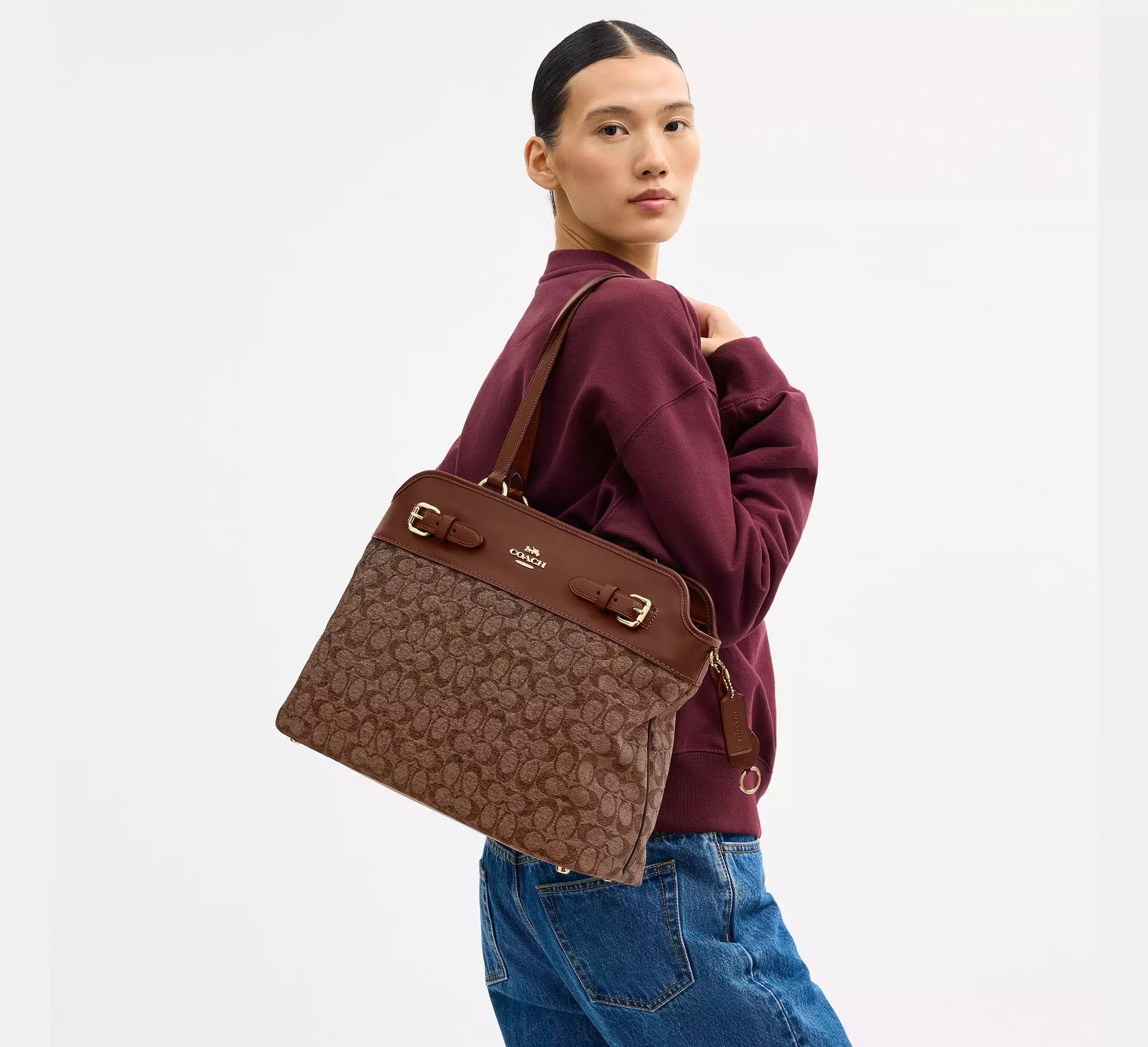 Coach Easton Tote Bag In Signature Chenille - Im/Light Khaki