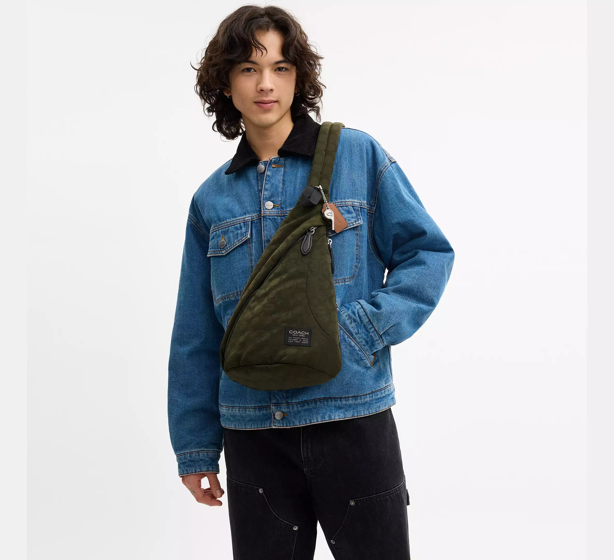 Coach Lachlan Sling In Signature Nylon - Dark Moss – Kanadadan Kapına