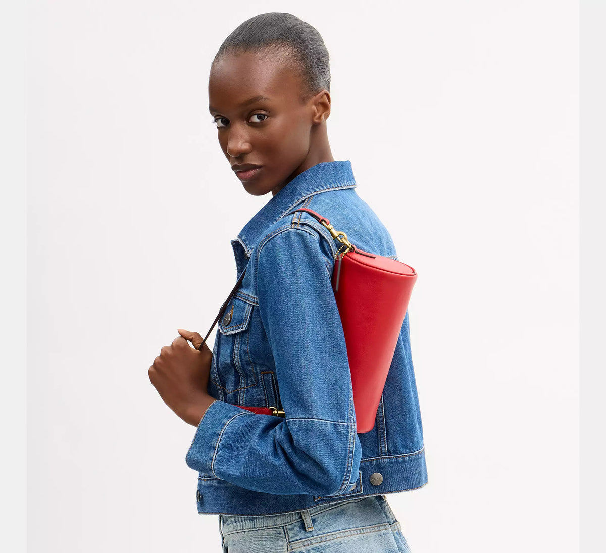 Coach Barrel Bag  -  Brass/Scarlet