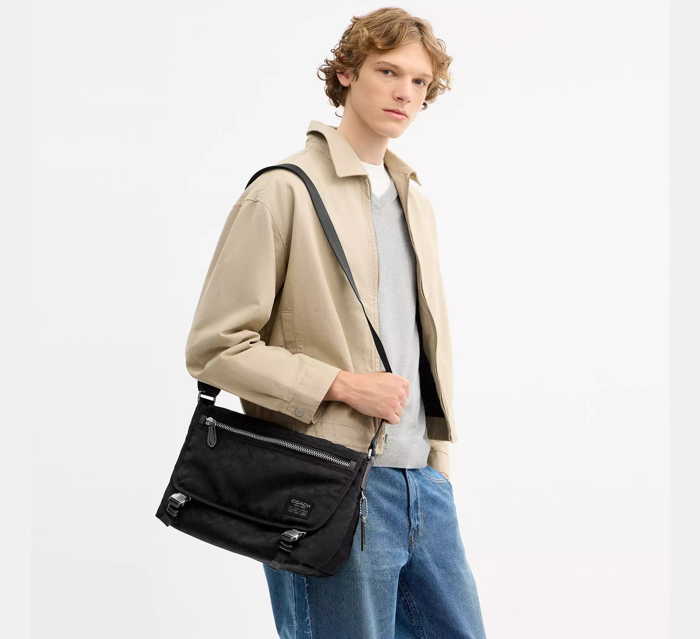 Coach Lane Messenger In Signature Nylon - Black