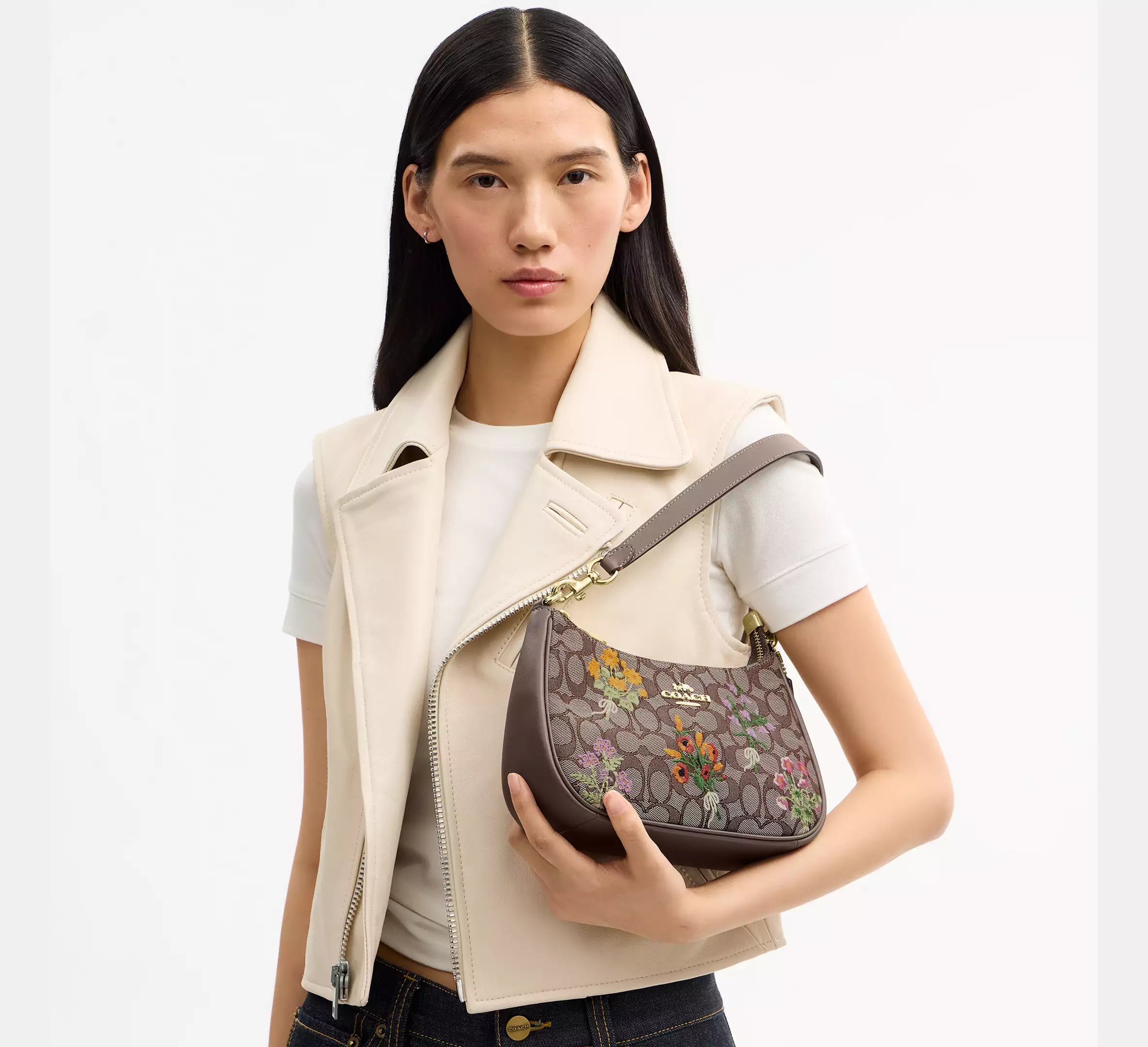 Coach Teri Shoulder Bag In Signature Jacquard With Floral