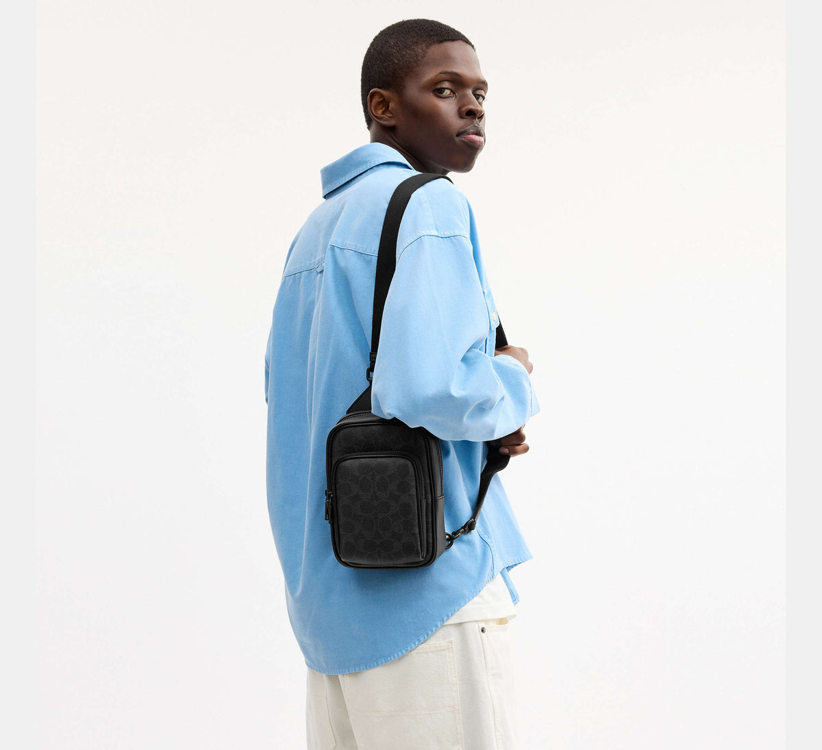 Coach Racer Sling Pack In Signature  - Matte Black/Black Signature