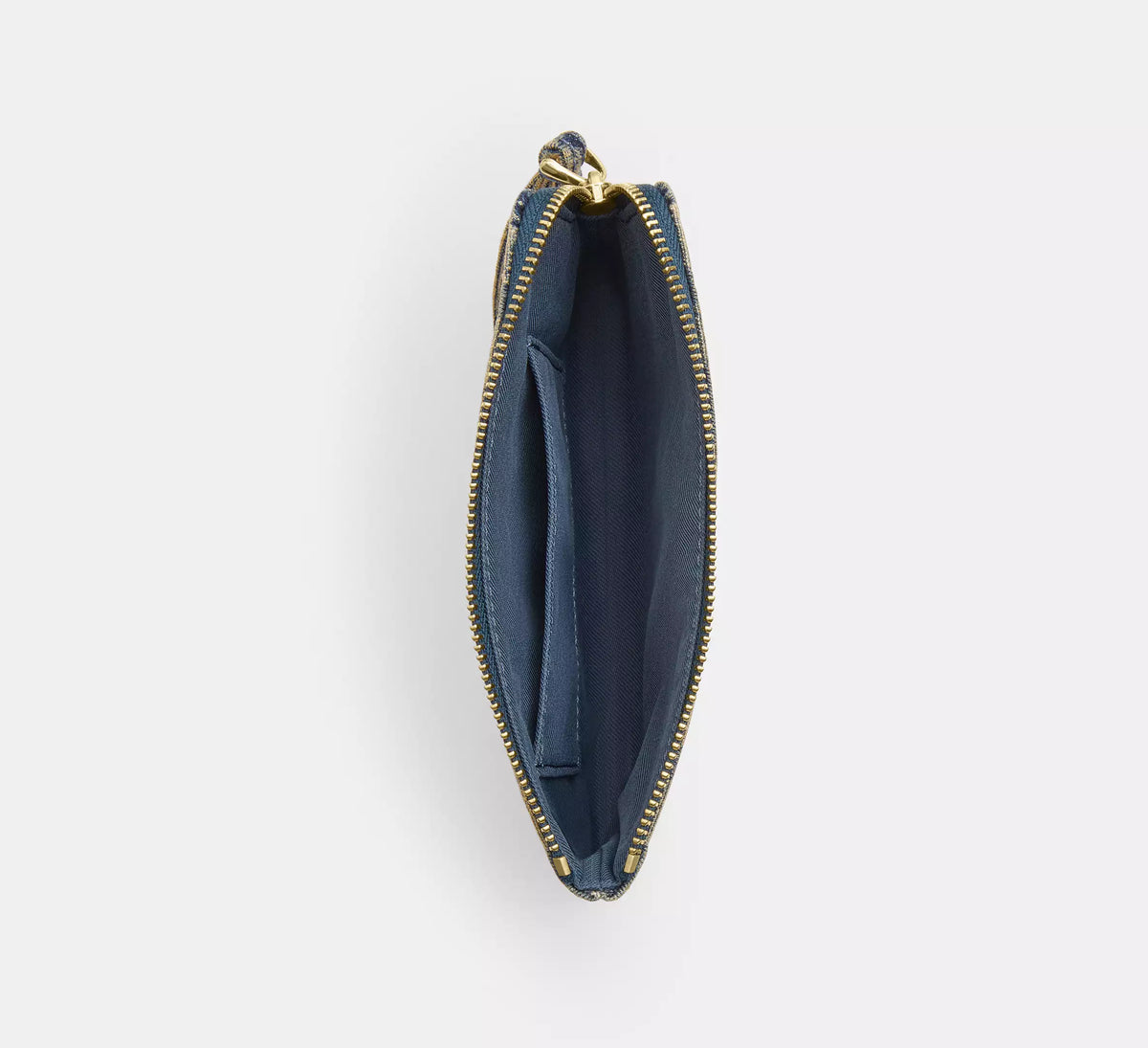Coach Corner Zip Wristlet In Signature Regenerative Cotton Denim - denim/Gold/Denim
