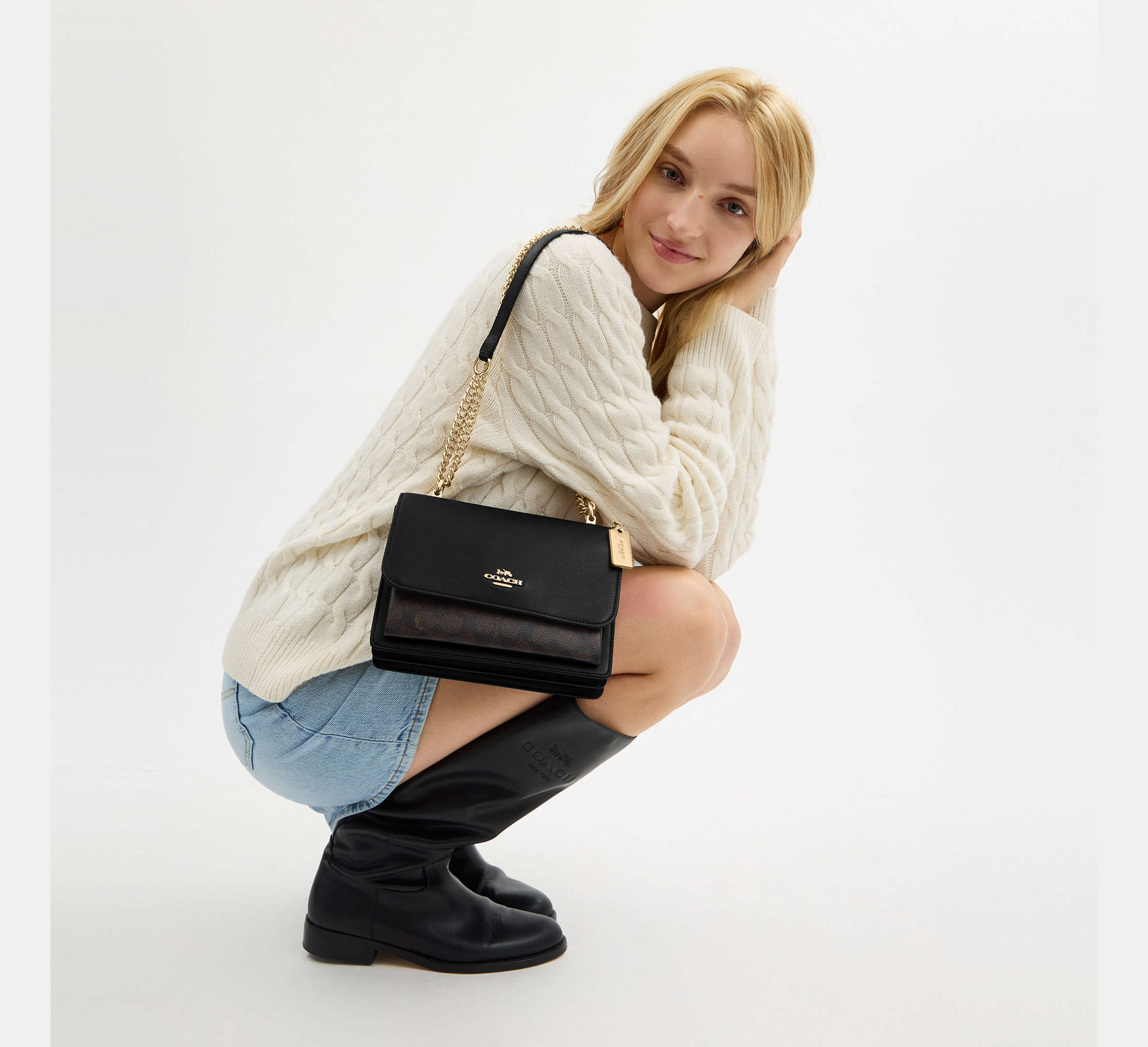 Coach Klare Crossbody Bag in Signature - Gold/Walnut/Black