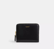 Coach New York Billfold Wallet  -  Brass/Black