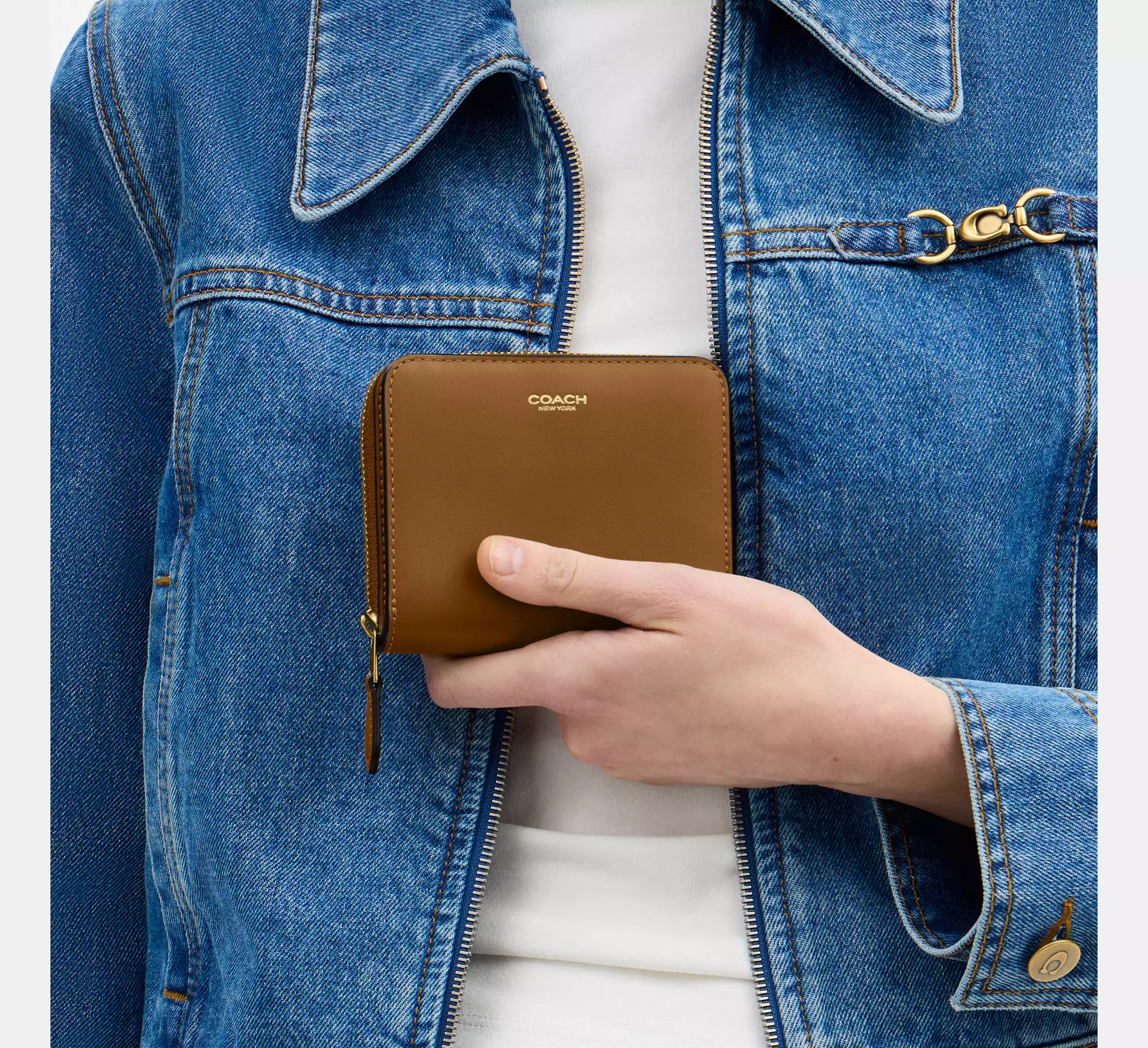 Coach New York Billfold Wallet  -  Brass/Muted Olive
