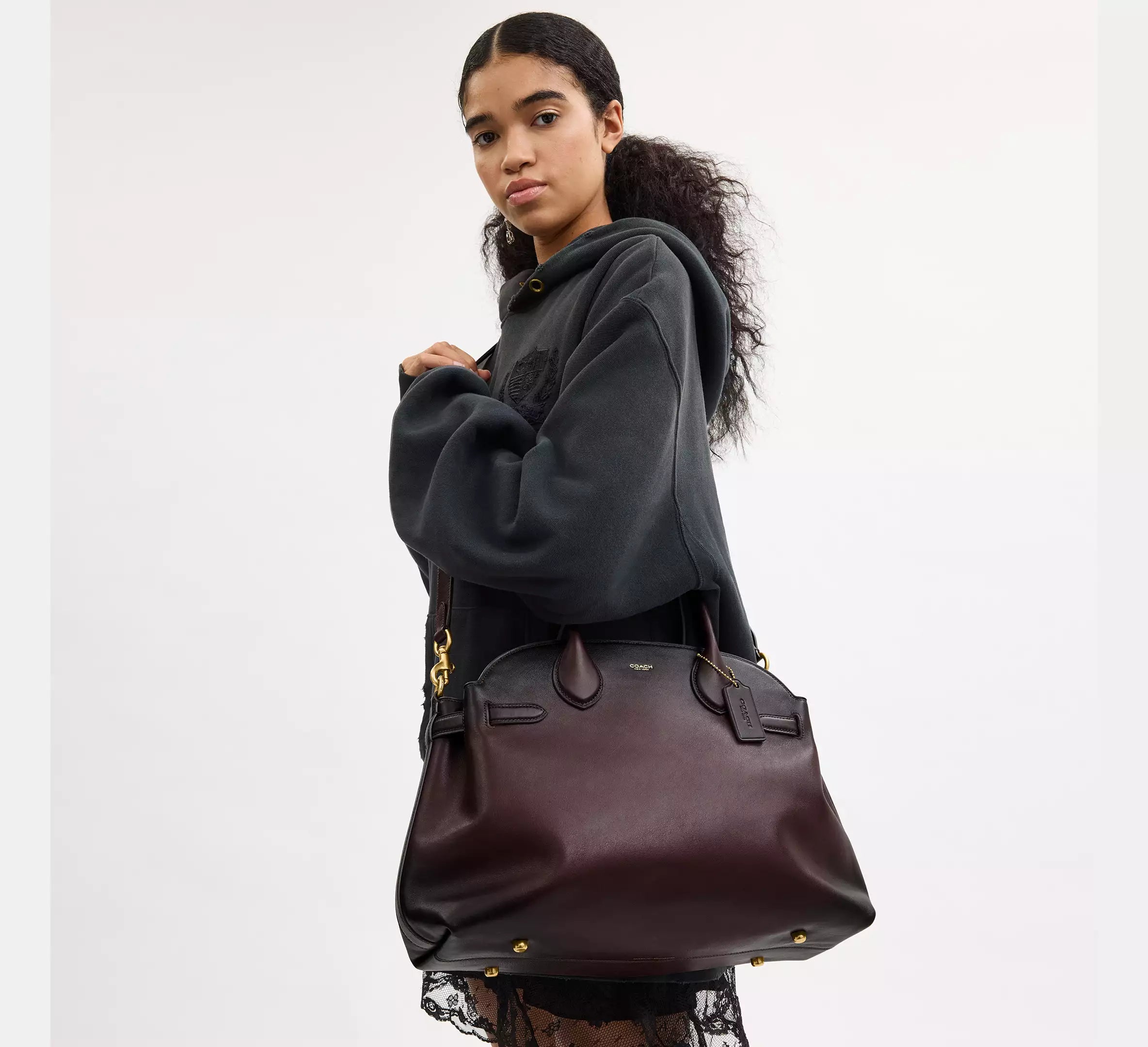 Coach Soft Empire Carryall Bag 40 SEZON - Brass/Maple – Kanadadan