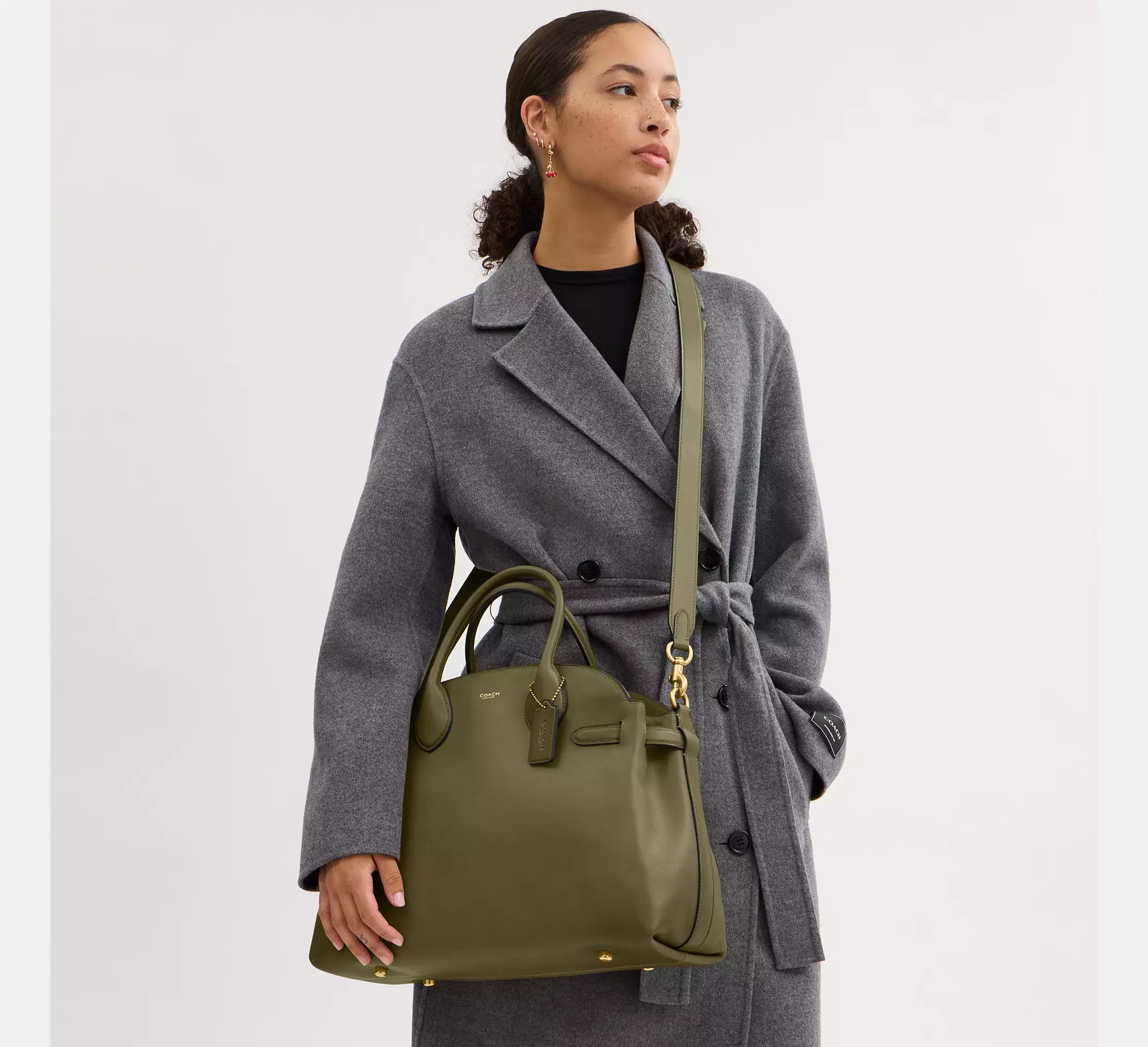 Coach Soft Empire Carryall Bag 40 SEZON - Brass/Olive – Kanadadan