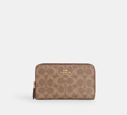 Coach Medium Id Zip Wallet In Signature - Gold/Tan/Brown