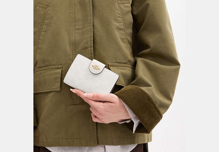 Coach Medium Corner Zip Wallet In Signature  - Gold/White/Chalk