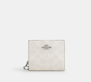 Coach Snap Wallet In Signature - Sv/White/Chalk