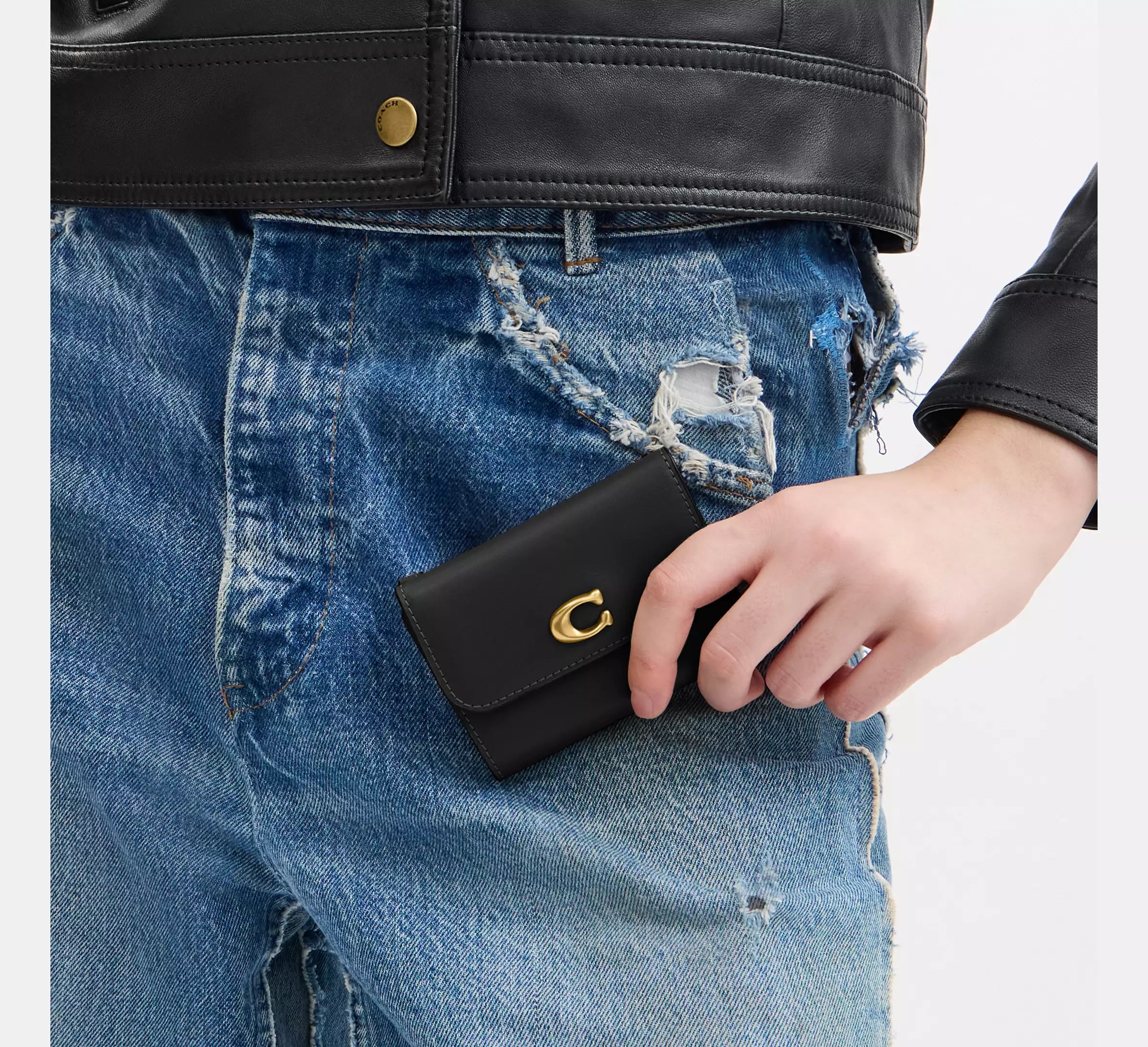 Coach Essential Card Holder Wallet  - Brass/Black