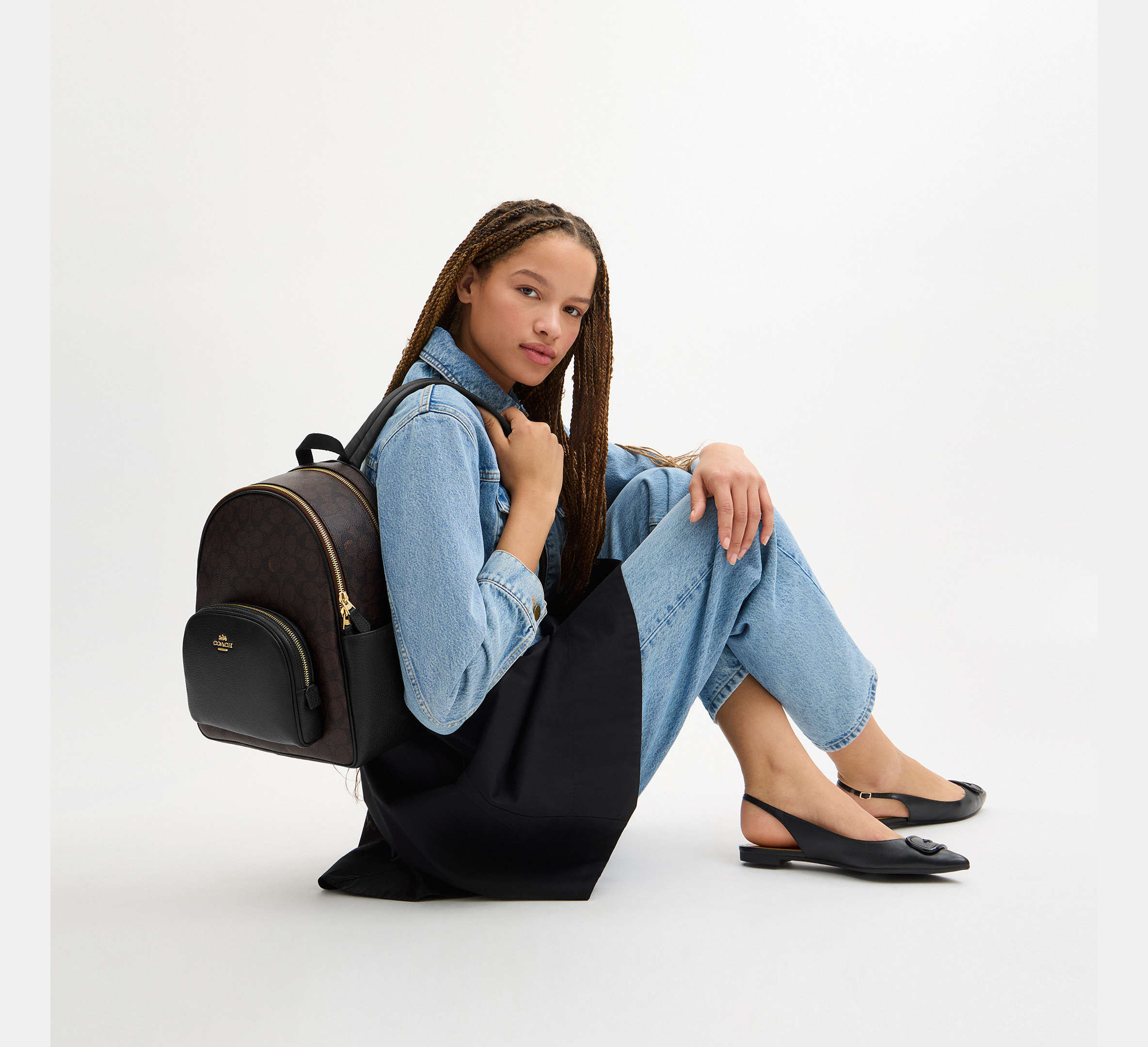 Coach Court Backpack In Signature - Gold/Walnut/Black