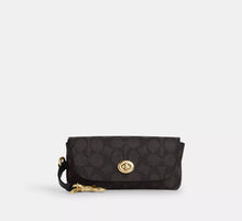 Coach Sunglass Case In Signature  - Gold/Walnut/Black