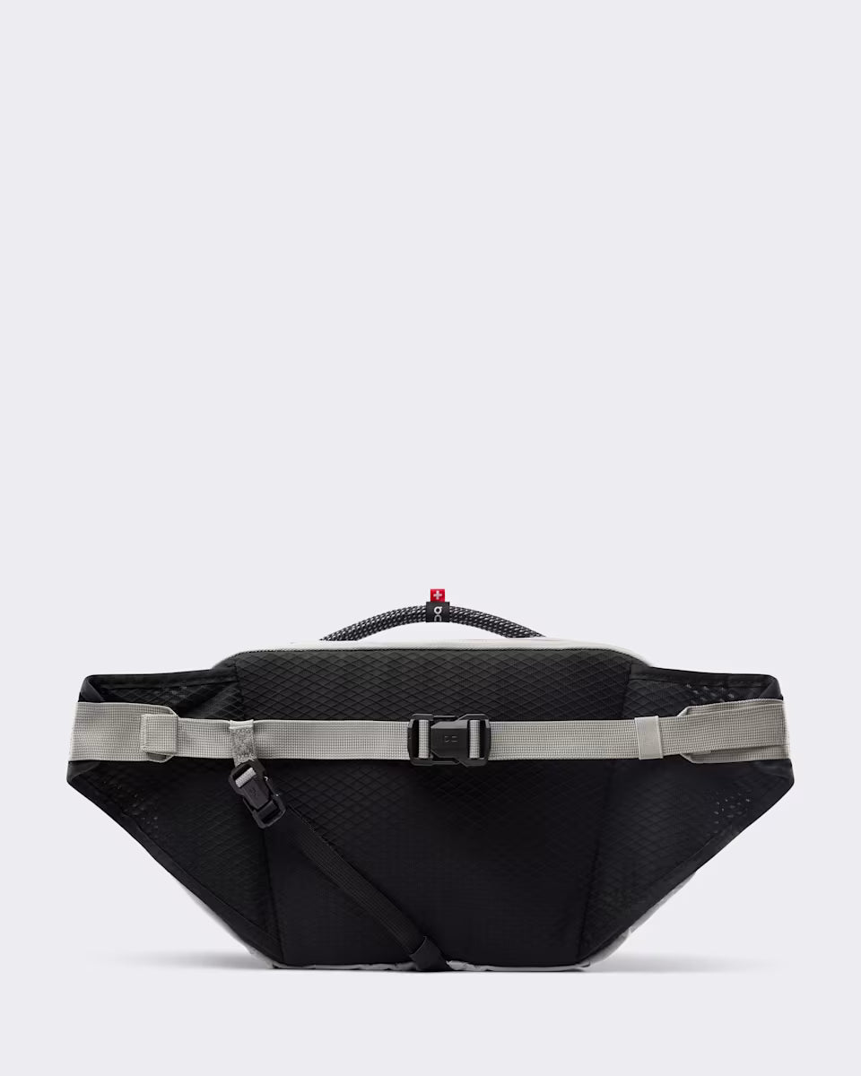 On Sling Pack 9L  -  Glacier | Black