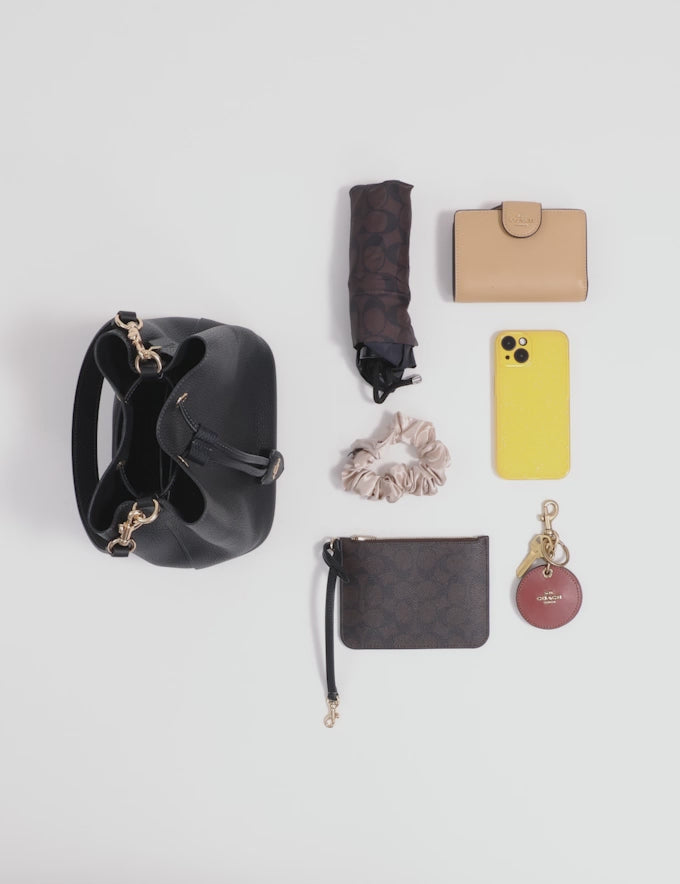 Coach Rowan Bucket Bag - Gold/Black