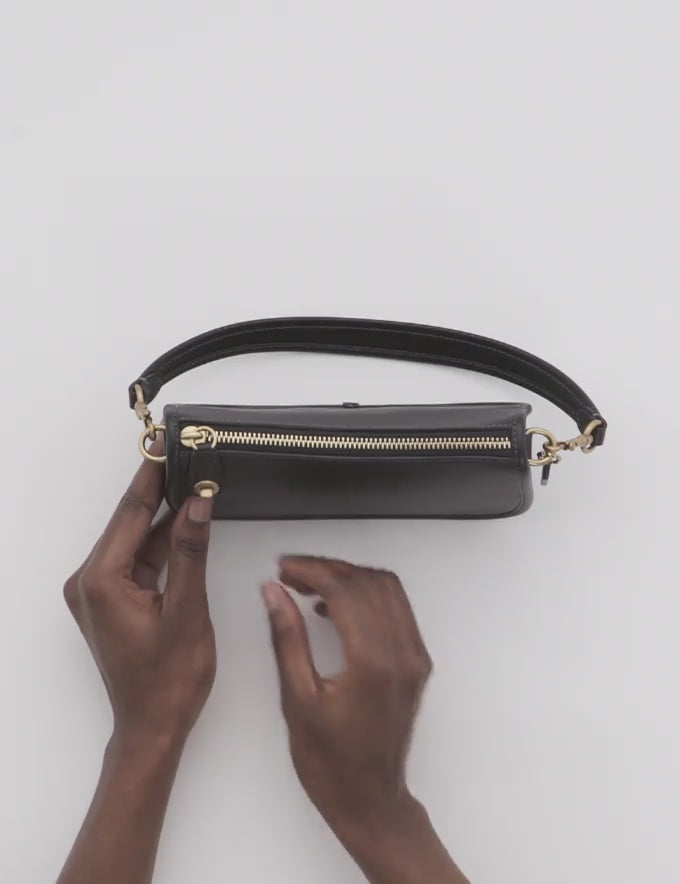 Coach Swinger 20 Bag - Brass/Black SEZON - Hemen Teslimde