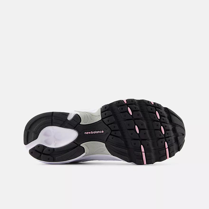 New Balance Little Kids 530 Bungee  -  White with Pink Sugar  -  PZ530RK