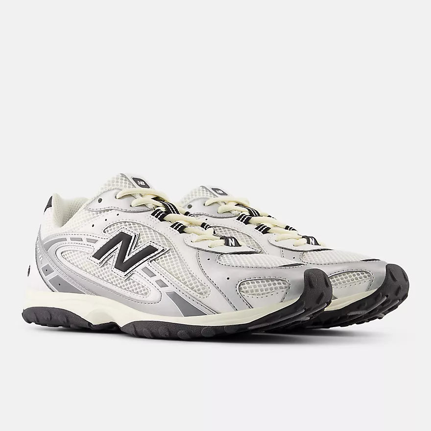 New Balance 204L  -  SILVER METALLIC with BLACK -  U204LSWD