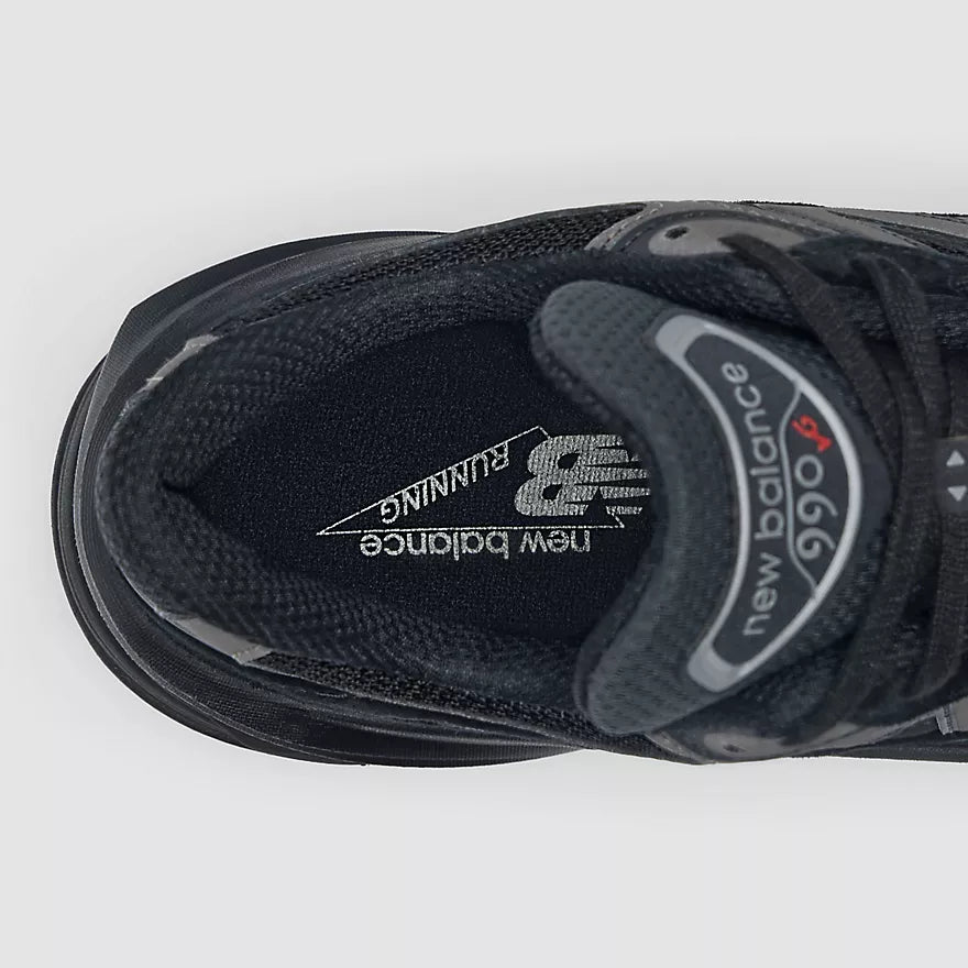 New Balance Unisex Made in USA 990v6  -  Black  -  U990BB6