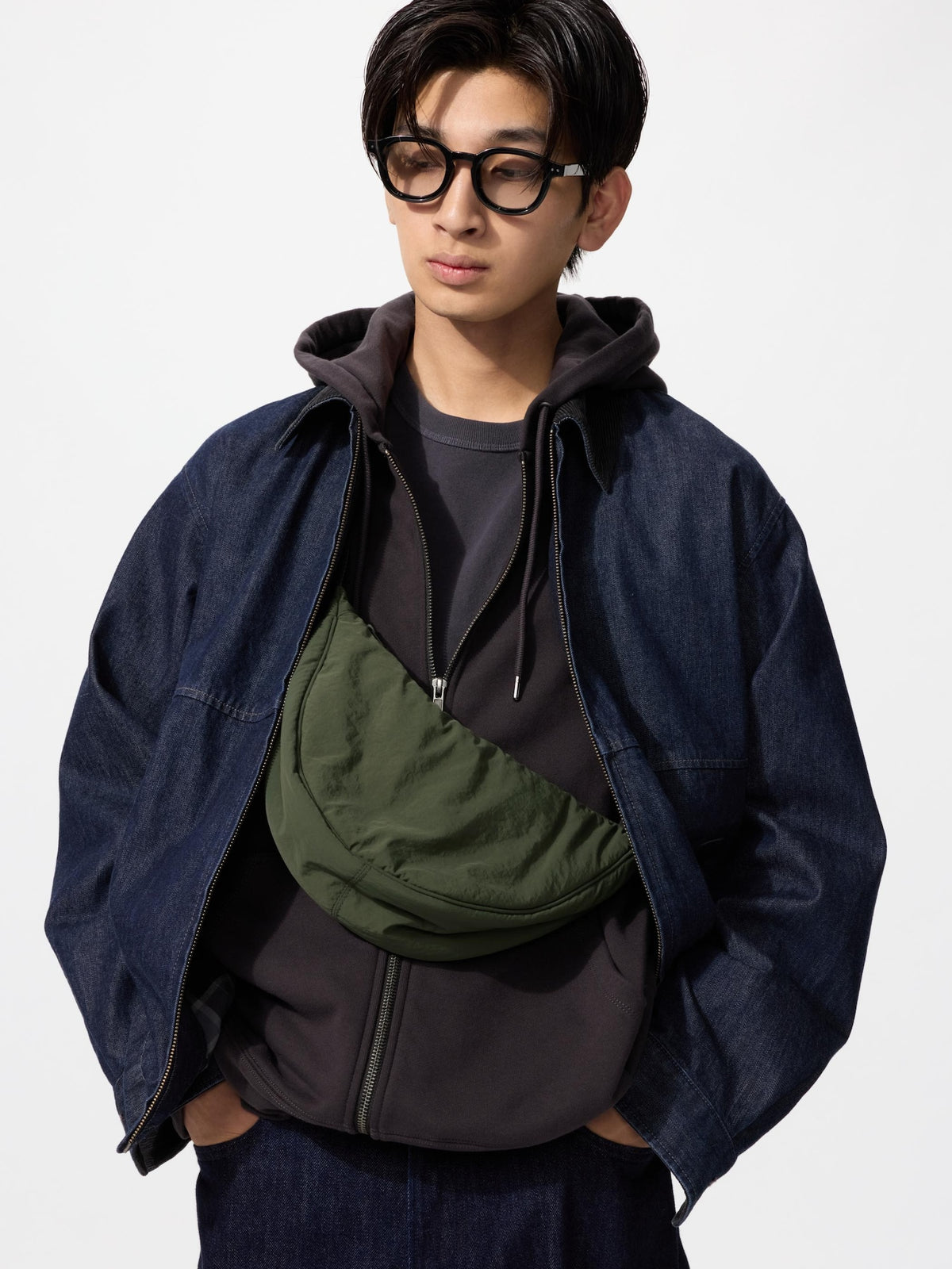 UNIQLO Unisex Round Mini Shoulder Bag- BLACK - Hemen Teslimde