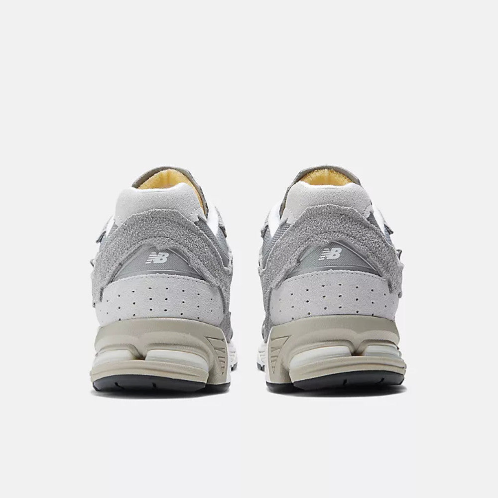New Balance 2002R Sneaker Unisex M2002RDM