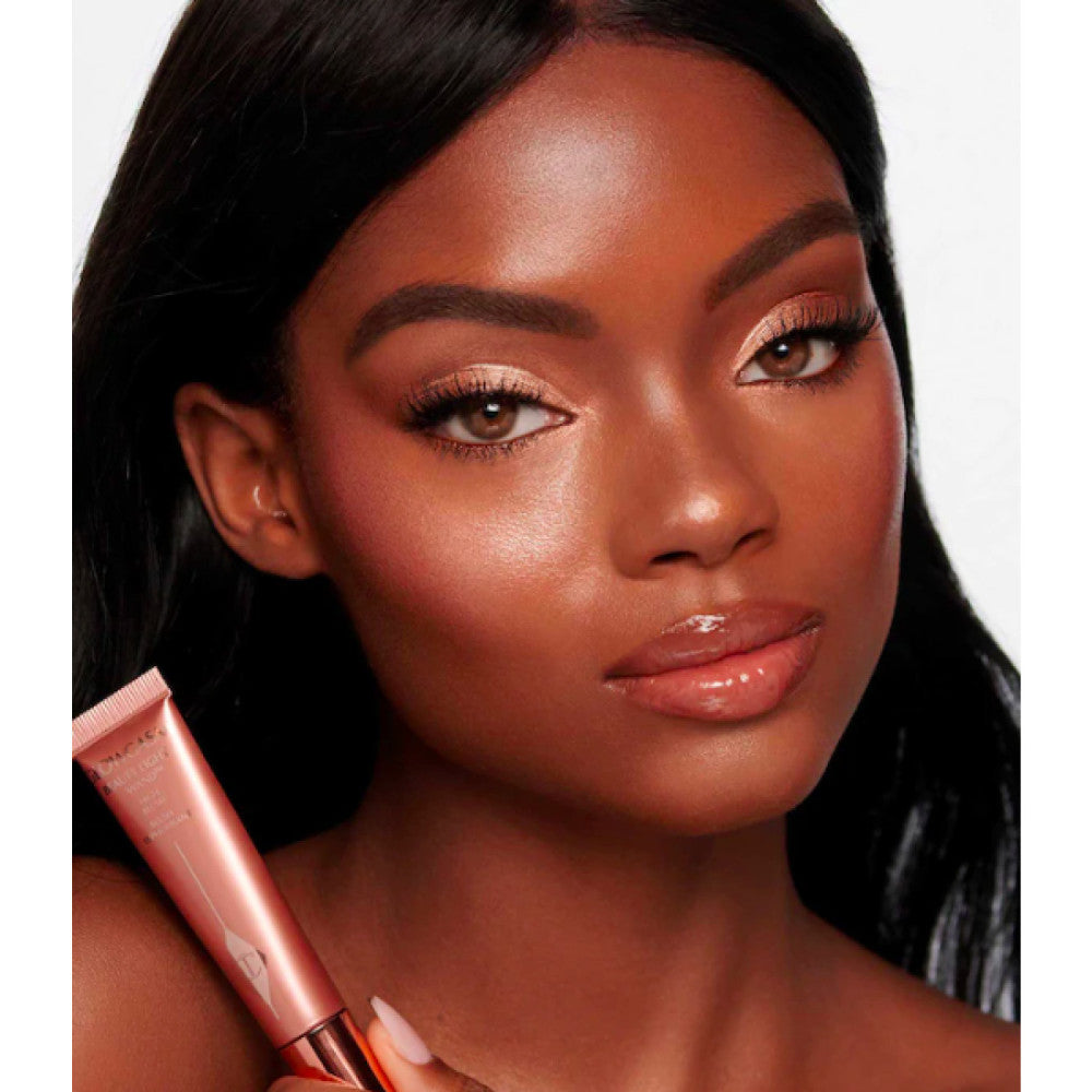 Charlotte Tilbury Beauty Highlighter Wand Pinkgasm - pink highlight